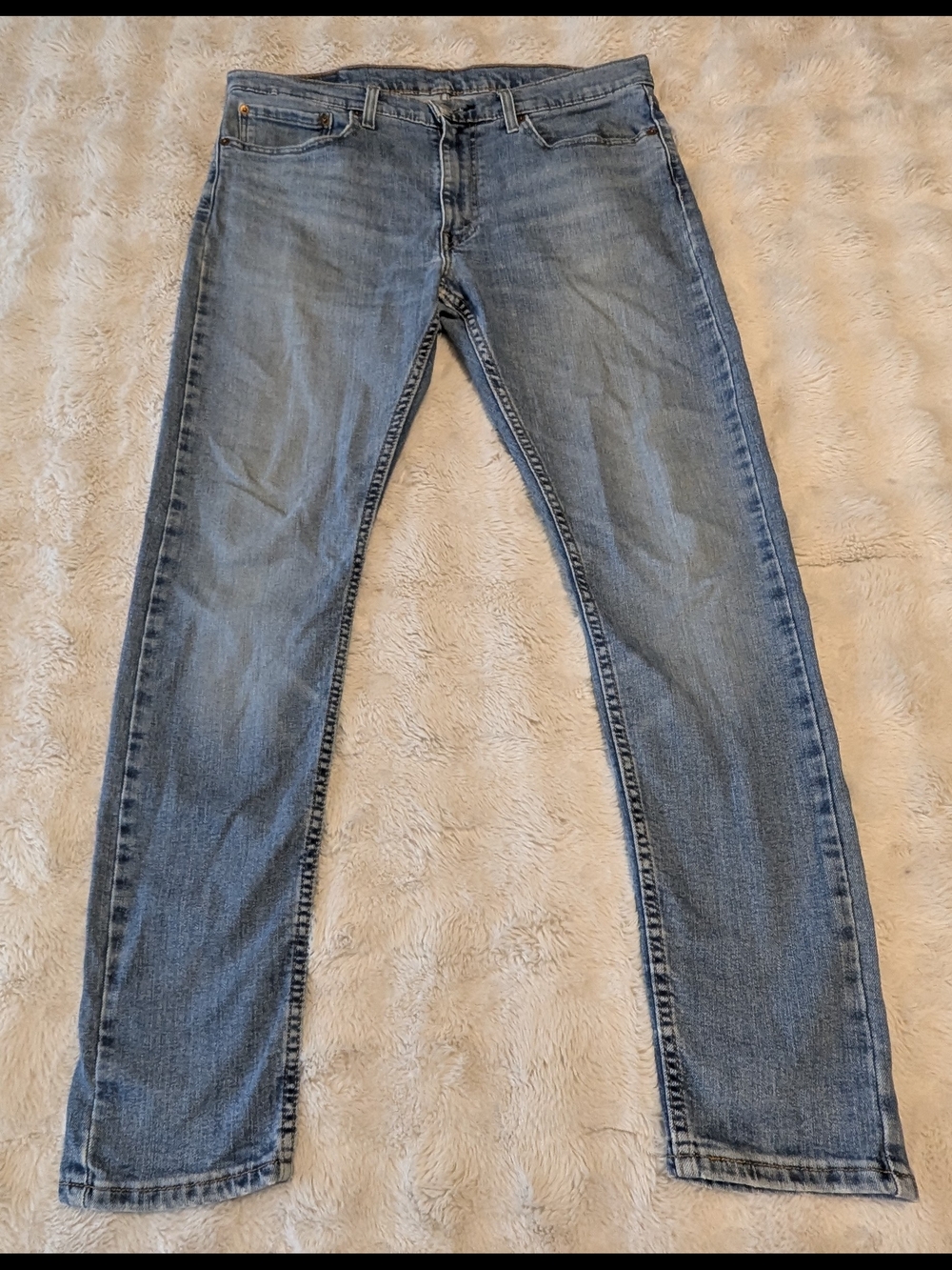 Levi’s Light Wash Tapered Skinny Jeans - Picture 2 of 6